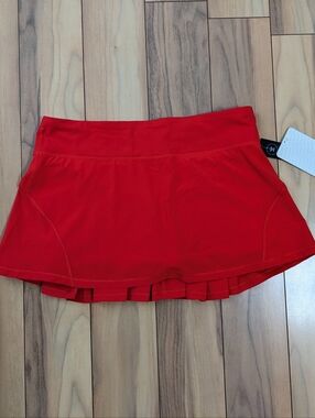 NWT! Lululemon Circuit Breaker Skirt In True Red Size 8 Regular